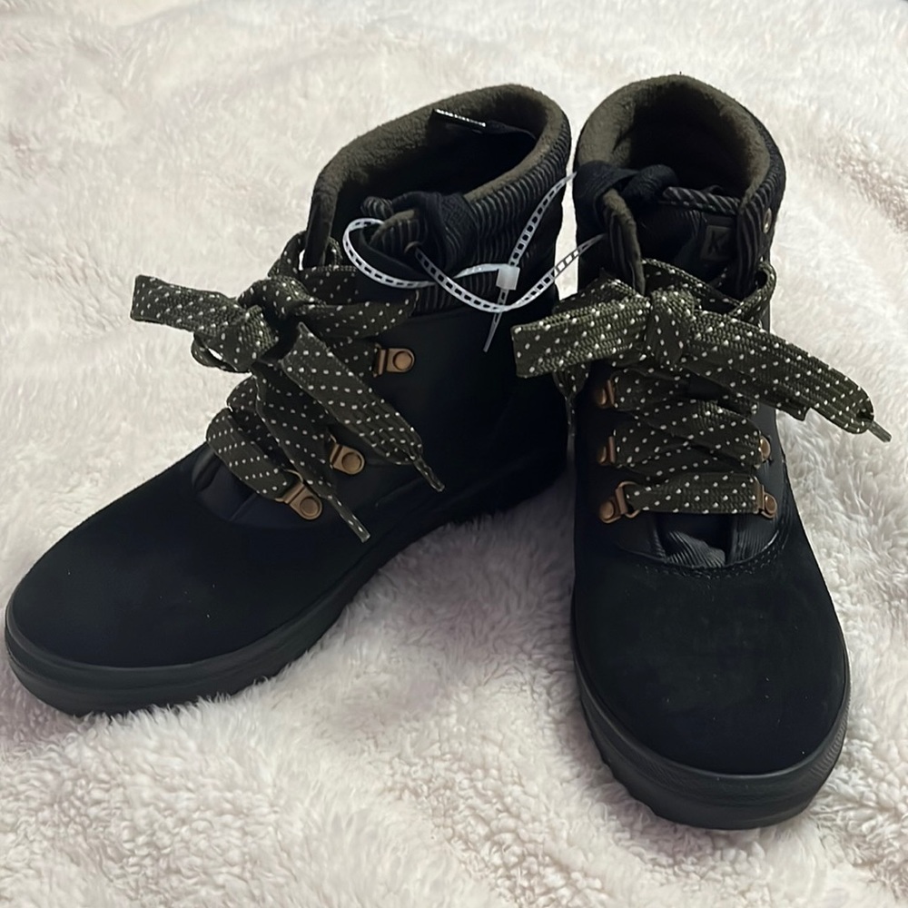 Keds Camp Boots NWOT